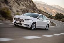 Der neue Ford Mondeo Hybrid ist das erste Hybrid-Fahrzeug, das von Ford in Europa hergestellt und verkauft wird. 